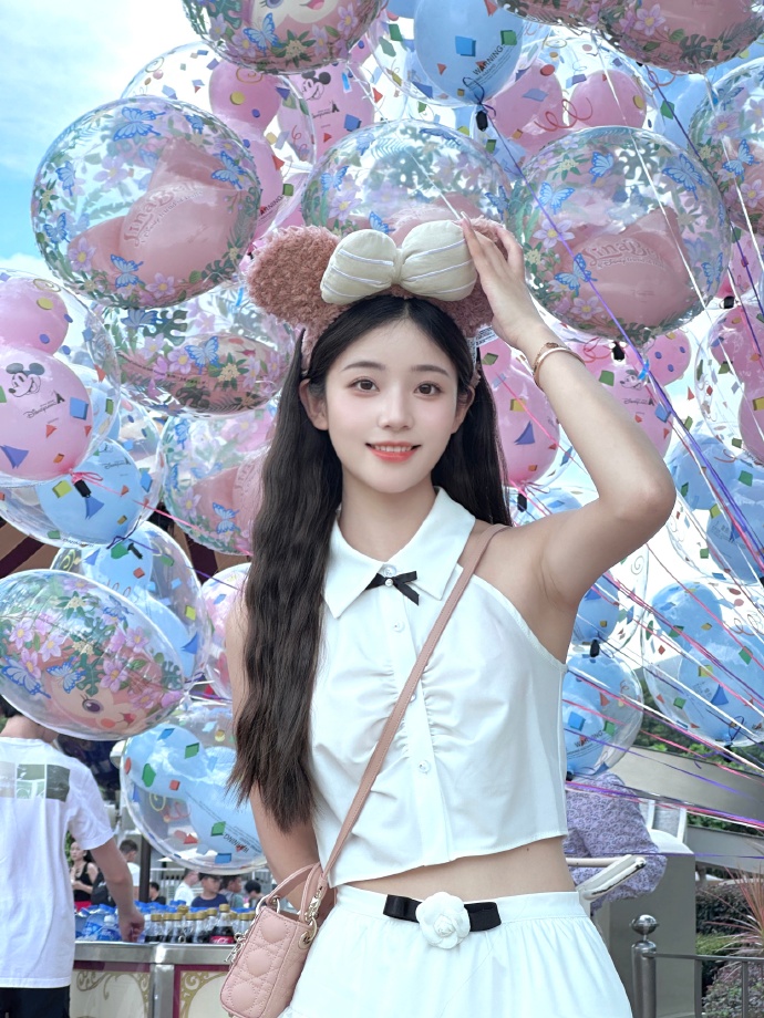 春光乍泄