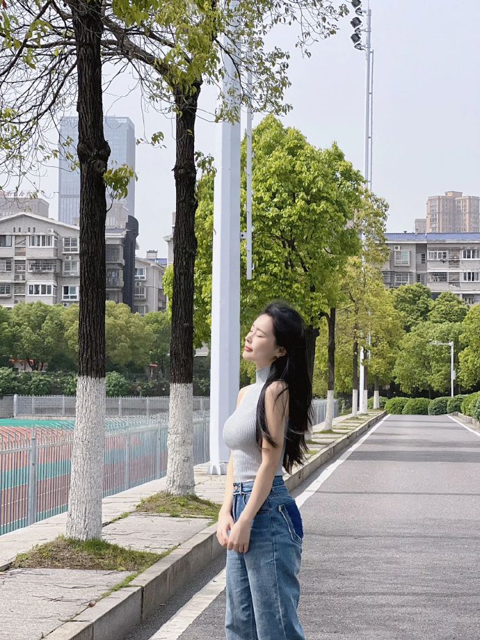 蜘蛛侠：纵横宇宙 封面